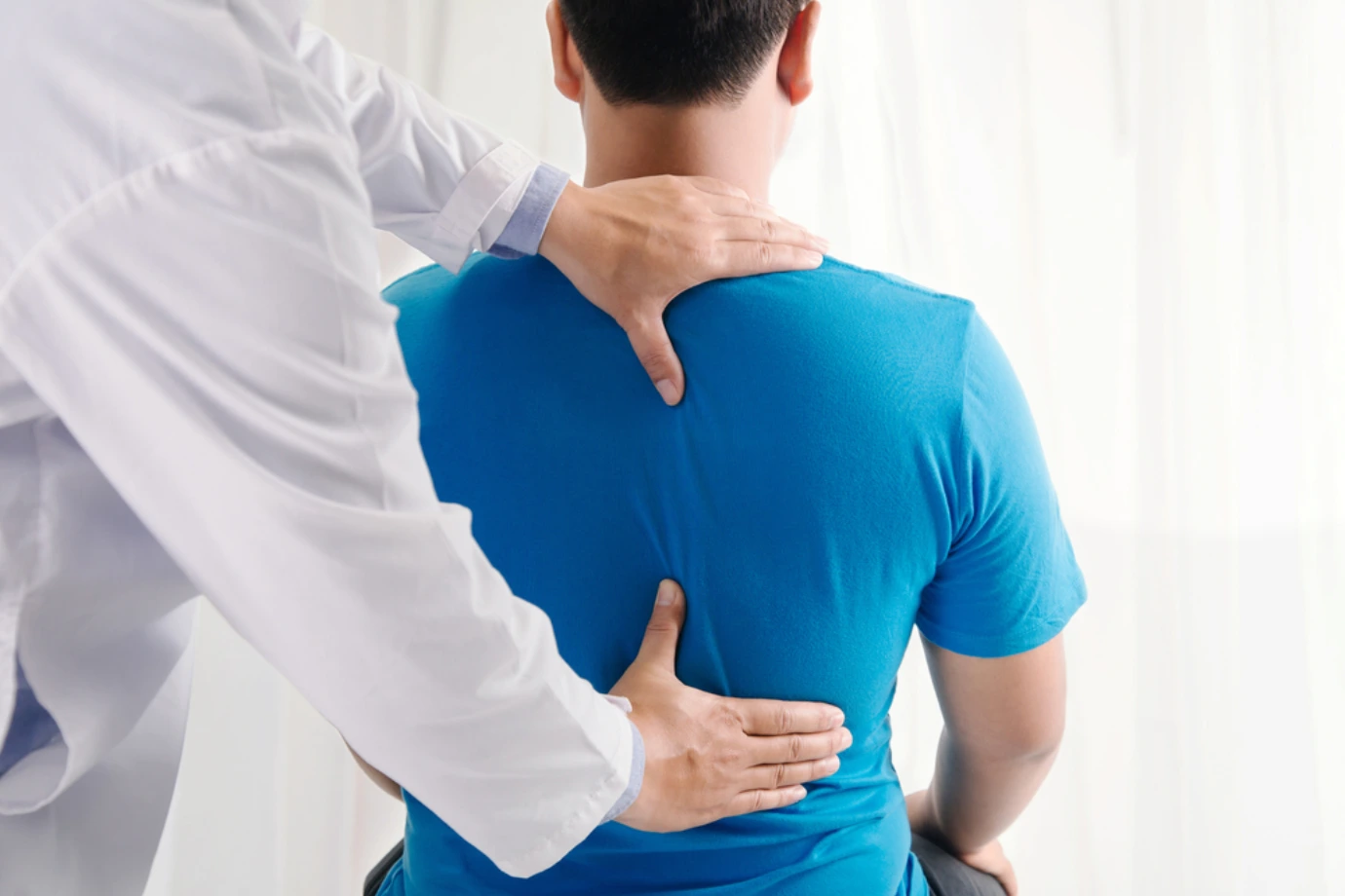 Signs You Need a Lower Back Specialist Consultation